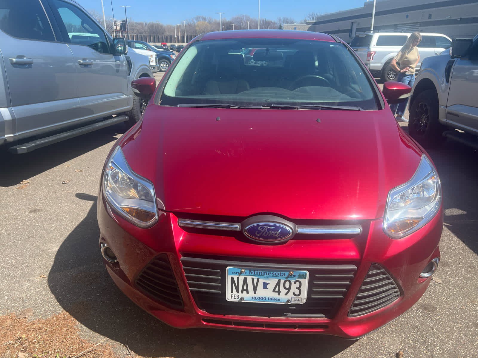 Used 2014 Ford Focus SE w/ Equipment Group 201A image 2