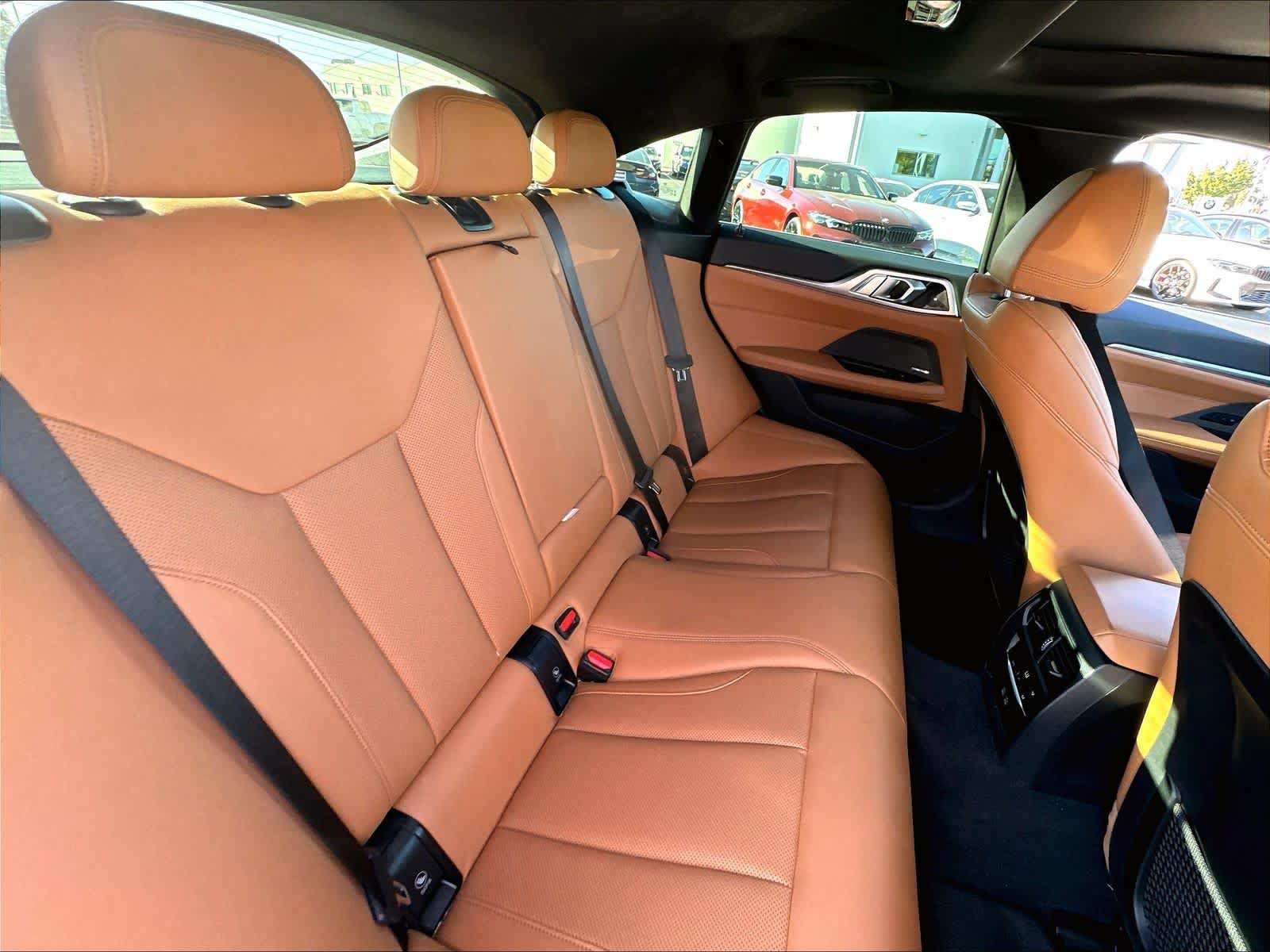 Used 2023 BMW i4 eDrive40 RWD image 23