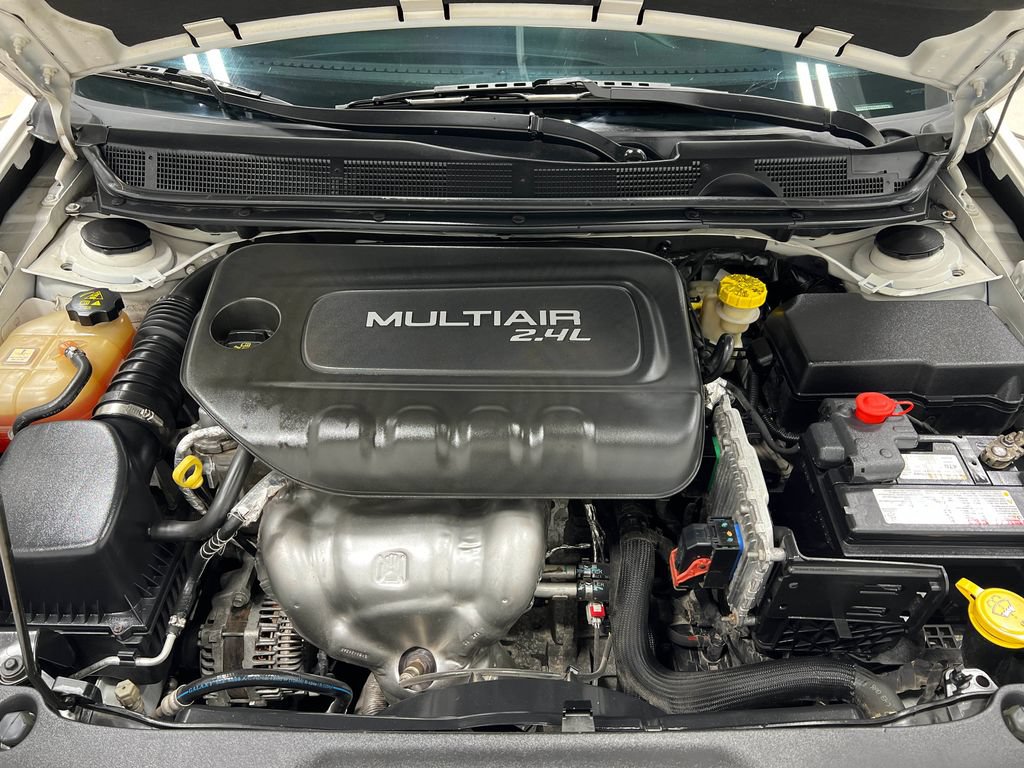 Used 2015 Dodge Dart SXT FWD image 27