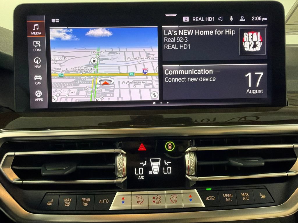 Used 2023 BMW X4 xDrive30i w/ Parking Assistance Package AWD/4WD image 35