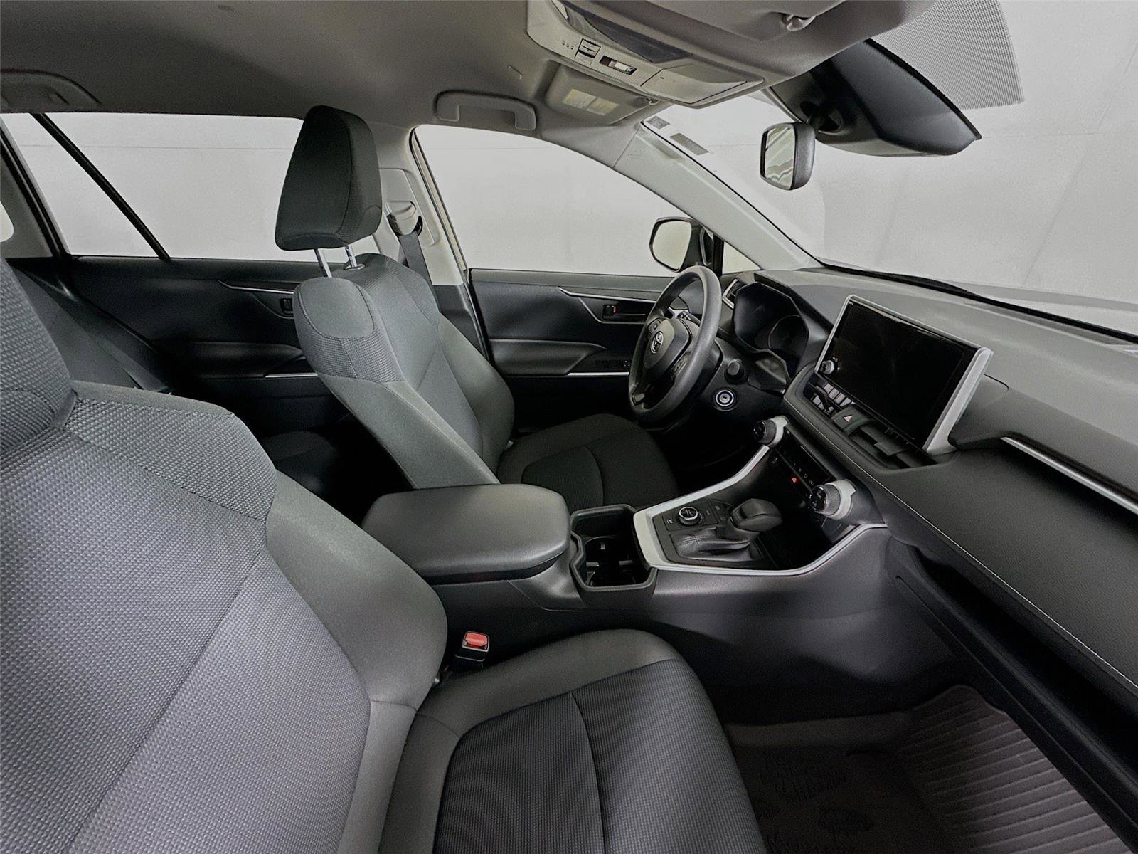 Certified 2025 Toyota RAV4 LE AWD/4WD image 26