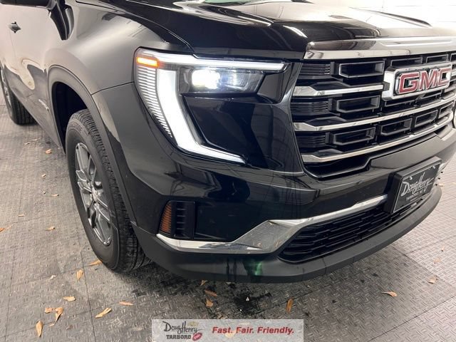 Used 2025 GMC Acadia Elevation FWD image 8