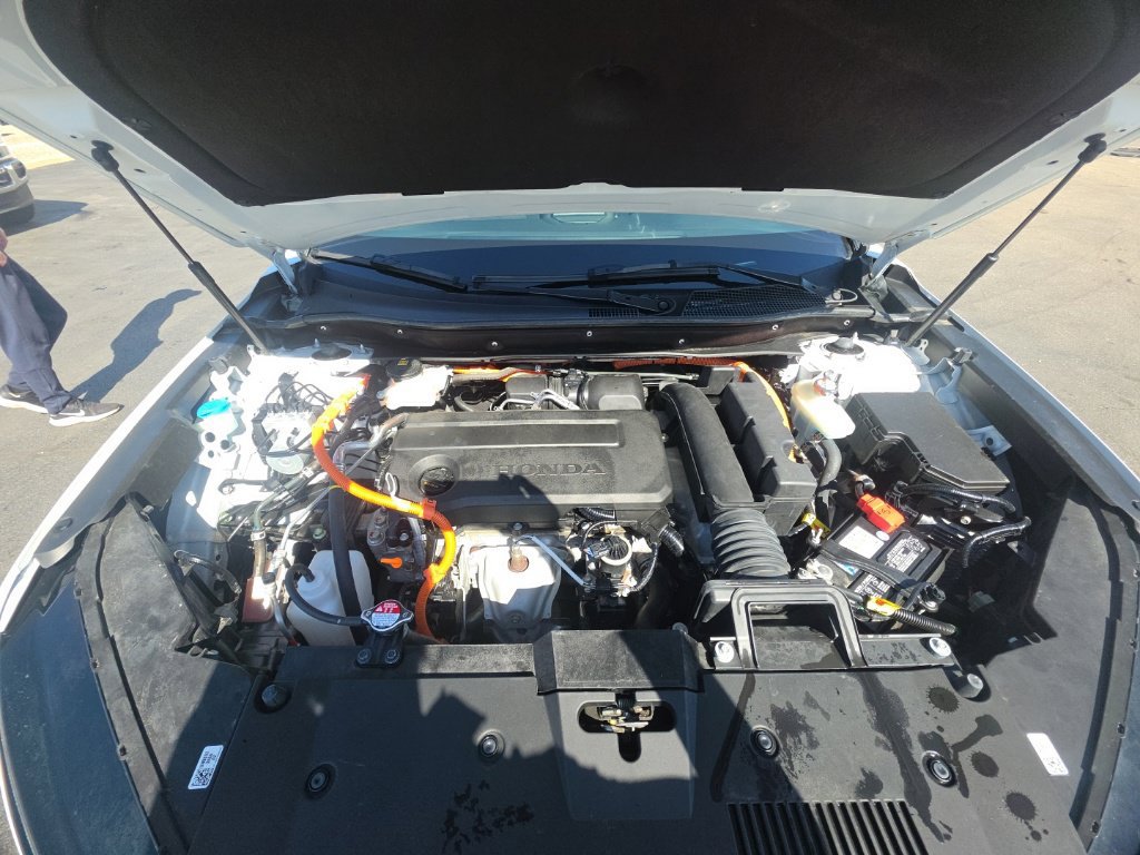 Certified 2025 Honda CR-V Sport Touring image 13