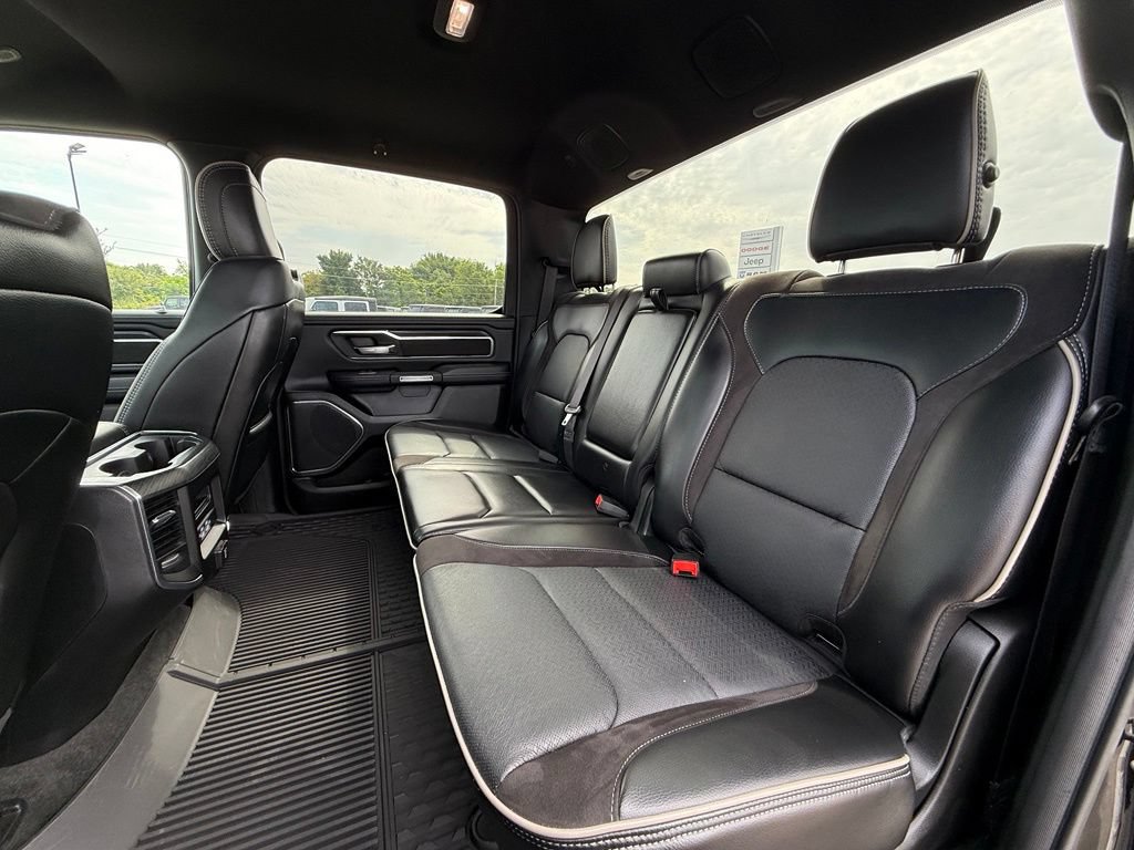 Used 2024 RAM 1500 Laramie AWD/4WD image 24
