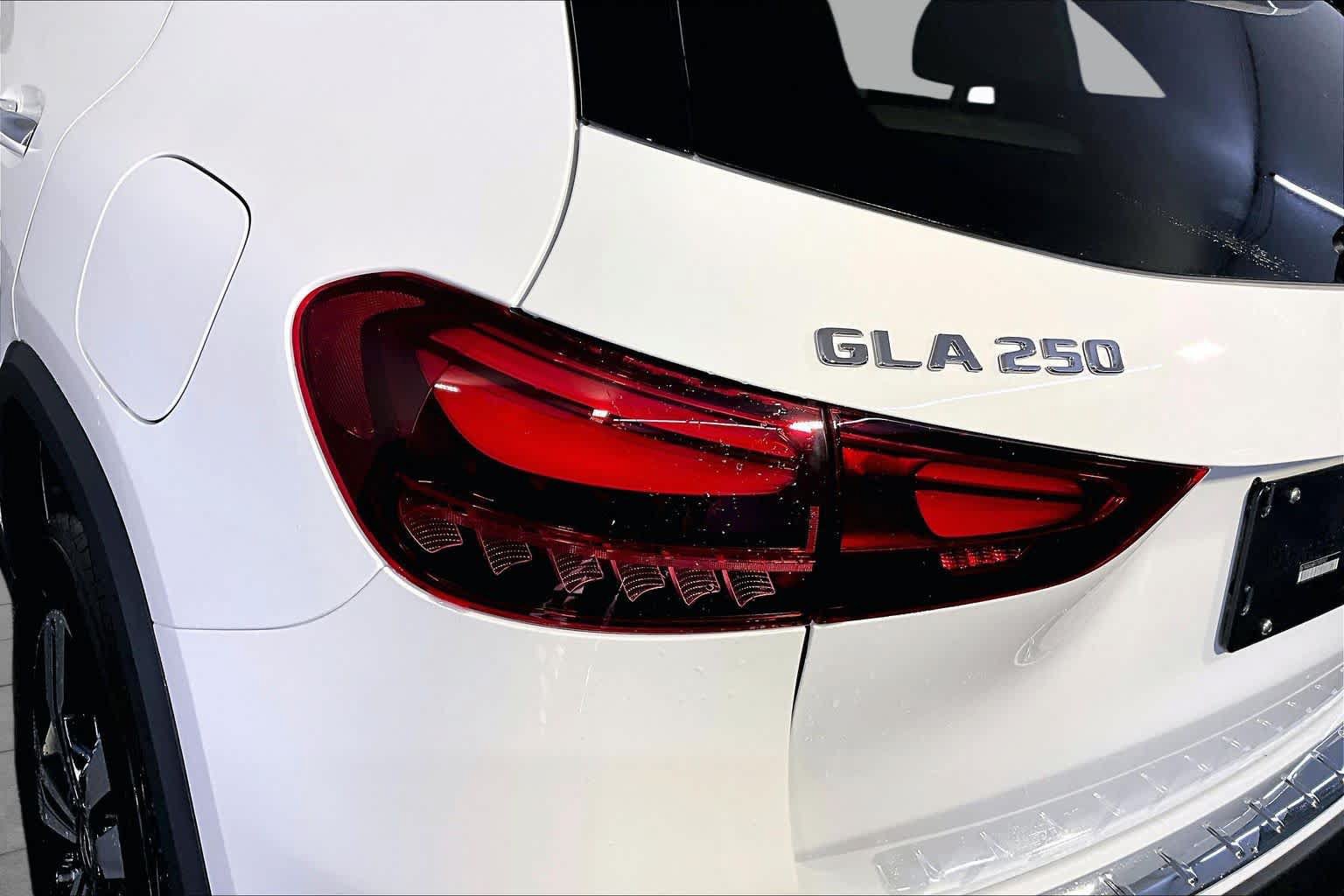 New 2026 Mercedes-Benz GLA 250 4MATIC image 5