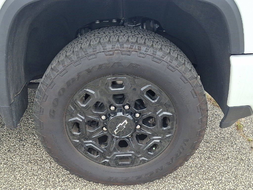Certified 2024 Chevrolet Silverado 2500 LT w/ Z71 Sport Edition AWD/4WD image 10