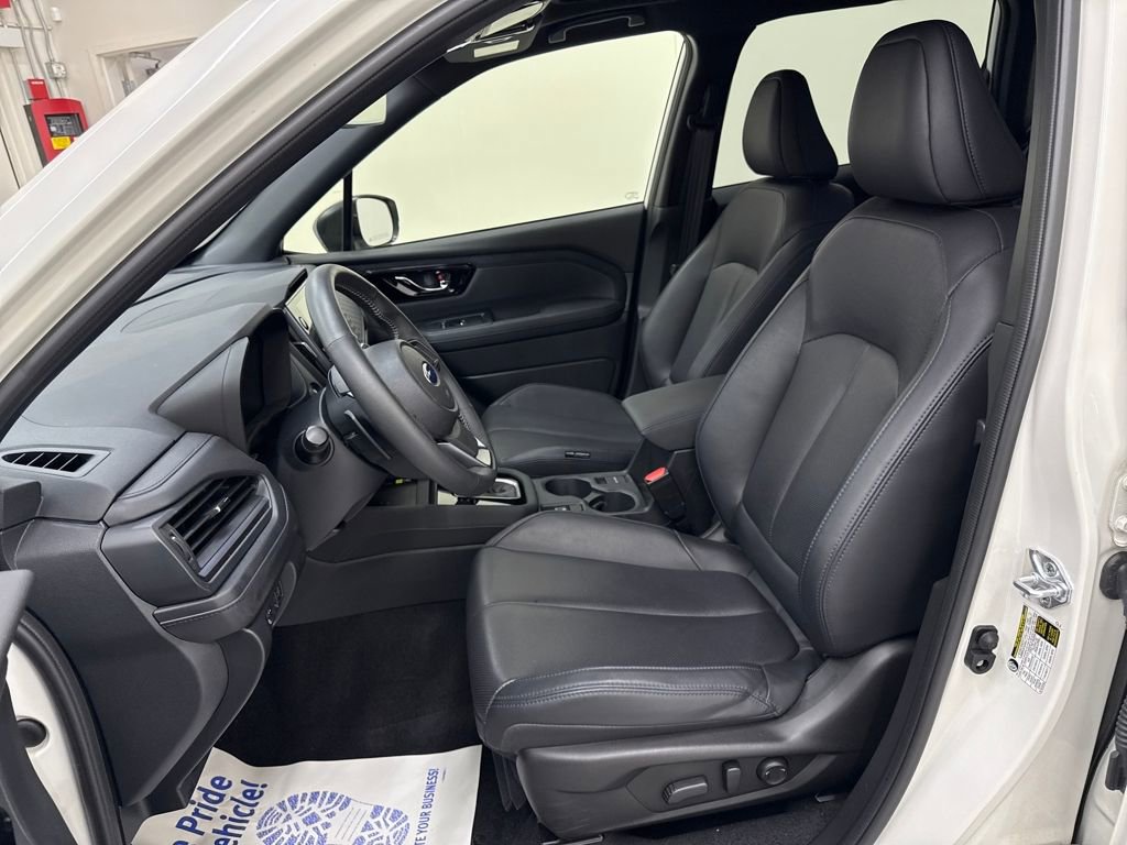 Certified 2025 Subaru Forester Limited image 13