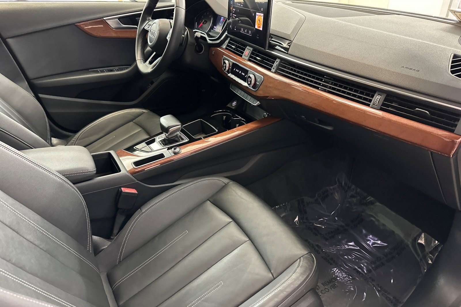 Used 2020 Audi A4 2.0T Premium w/ Convenience Package FWD image 31