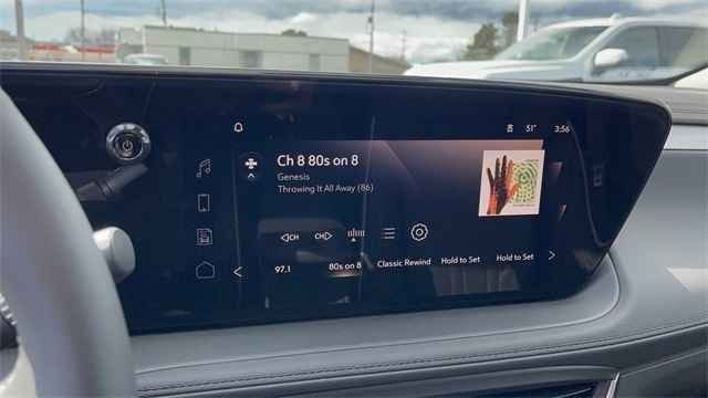 Used 2024 Buick Encore GX Avenir w/ Avenir Convenience Package image 28