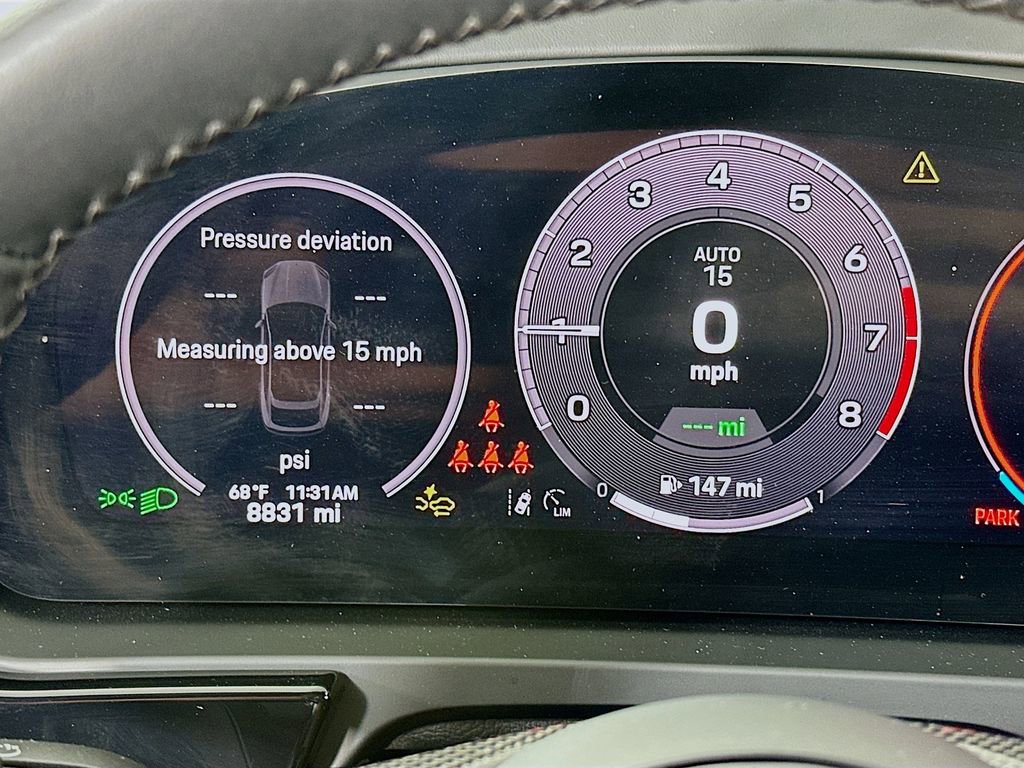 Certified 2025 Porsche Cayenne S AWD/4WD image 13