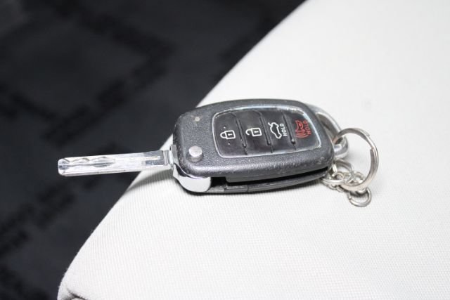 Used 2019 Hyundai Sonata SE FWD image 14