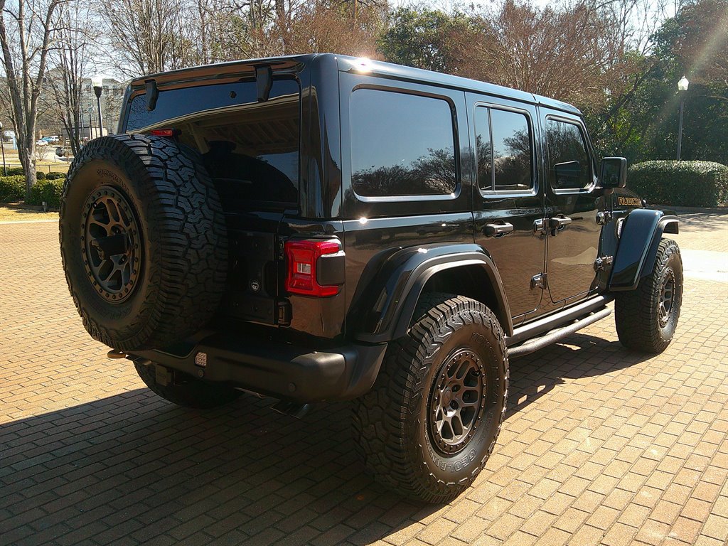 Used 2022 Jeep Wrangler Unlimited Rubicon 392 w/ Xtreme Recon 35" Tire Package image 5