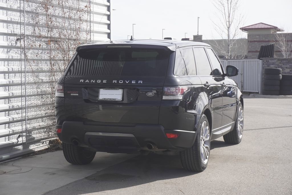 Used 2016 Land Rover Range Rover Sport Supercharged image 2