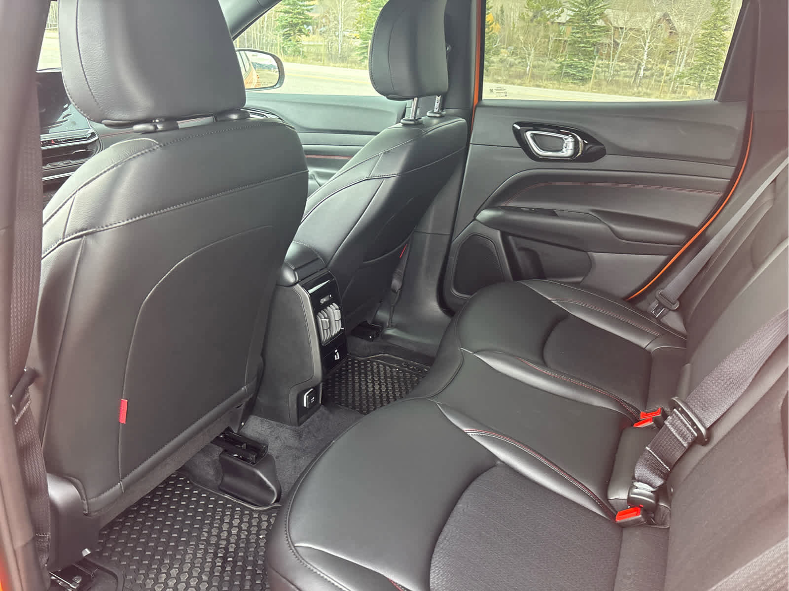 New 2026 Jeep Compass Trailhawk image 30