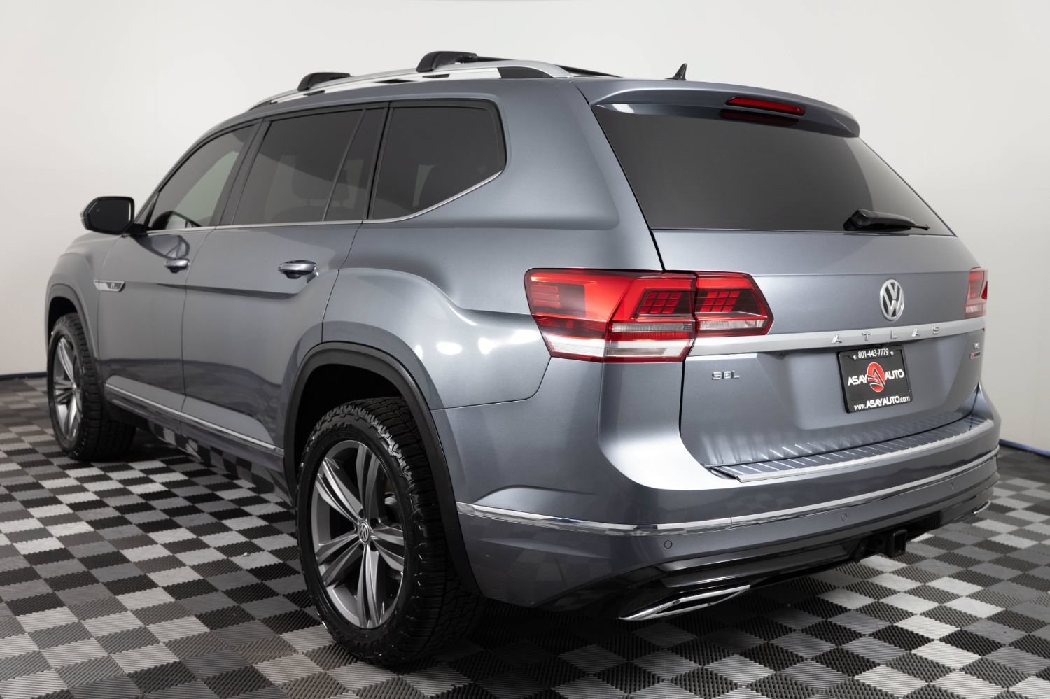 Used 2019 Volkswagen Atlas SEL R-Line AWD/4WD image 5