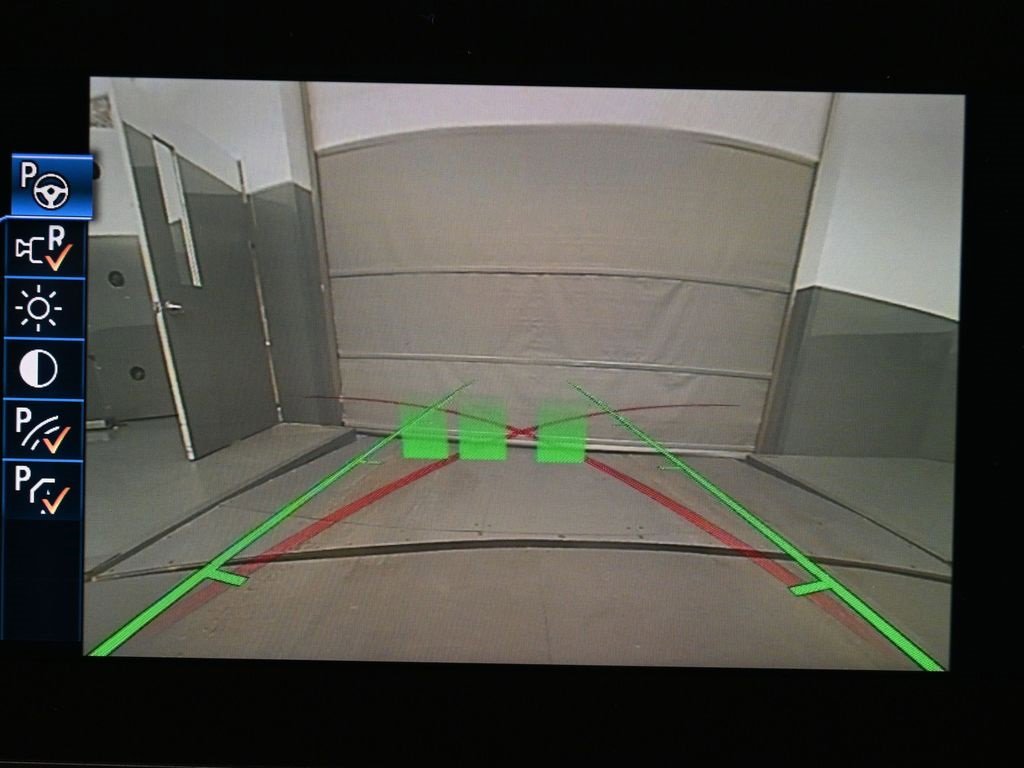 Used 2014 BMW i3 w/ Range Extender image 14