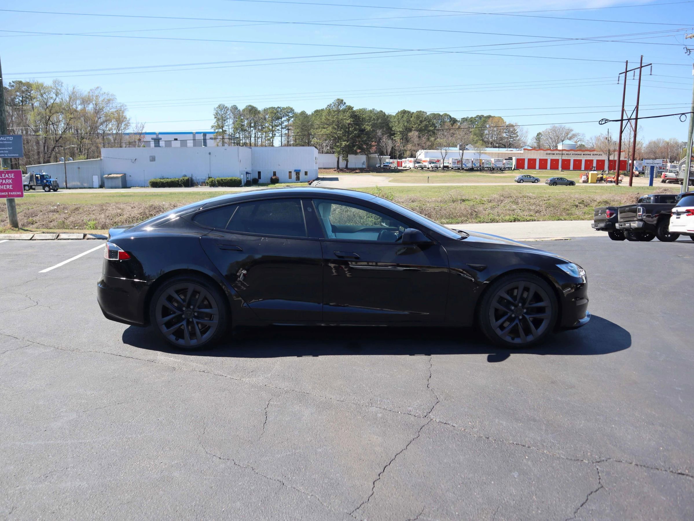 Used 2022 Tesla Model S image 11