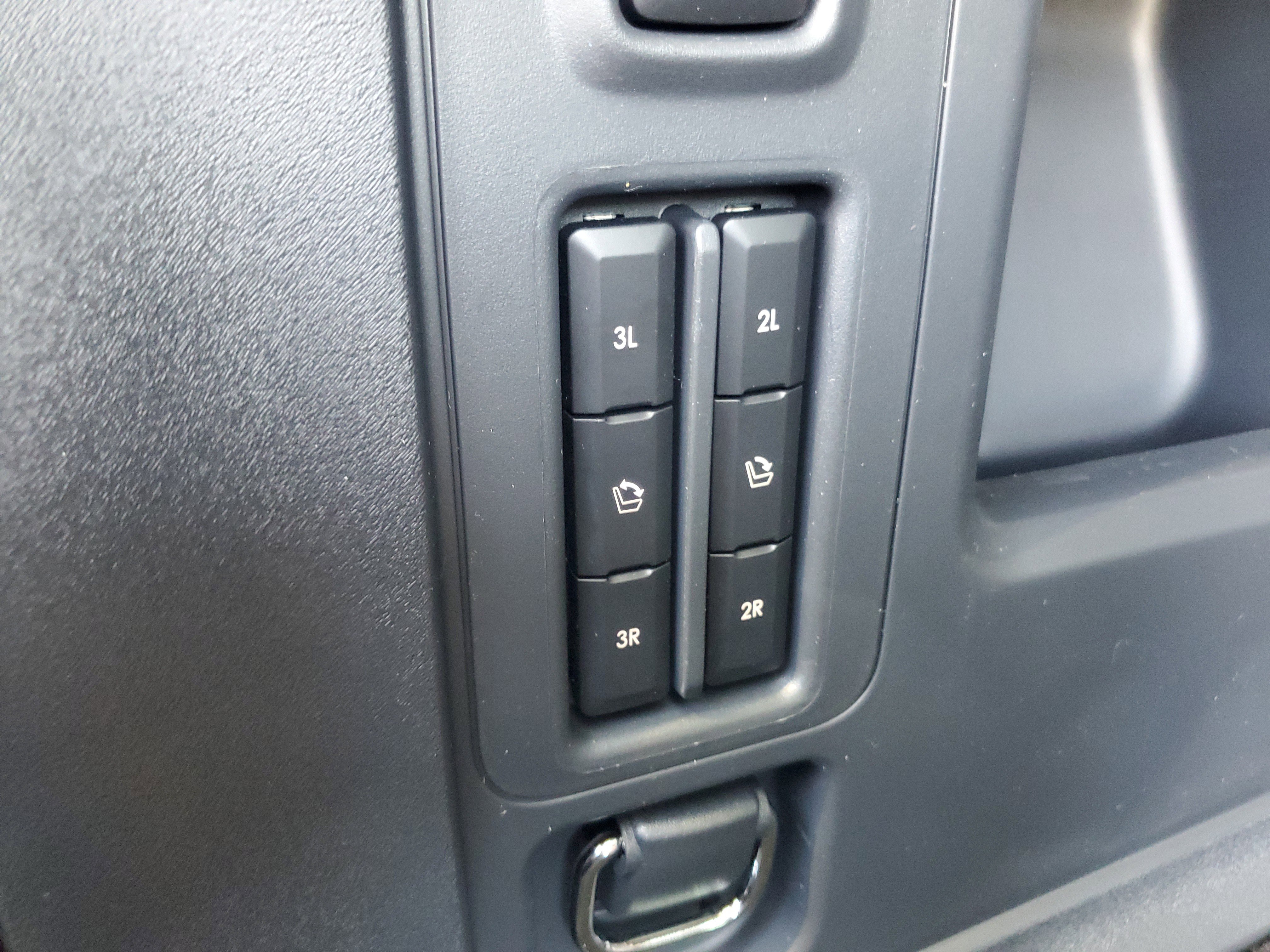 New 2026 Lincoln Navigator L Reserve AWD/4WD image 33