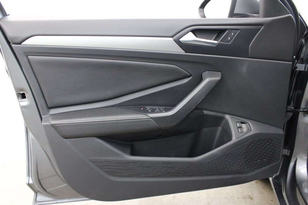 Certified 2024 Volkswagen Jetta S FWD image 15