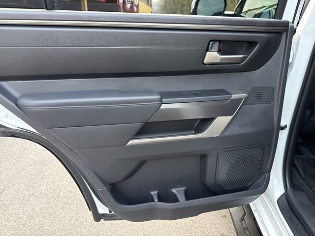 Used 2025 Toyota Sequoia Platinum image 18