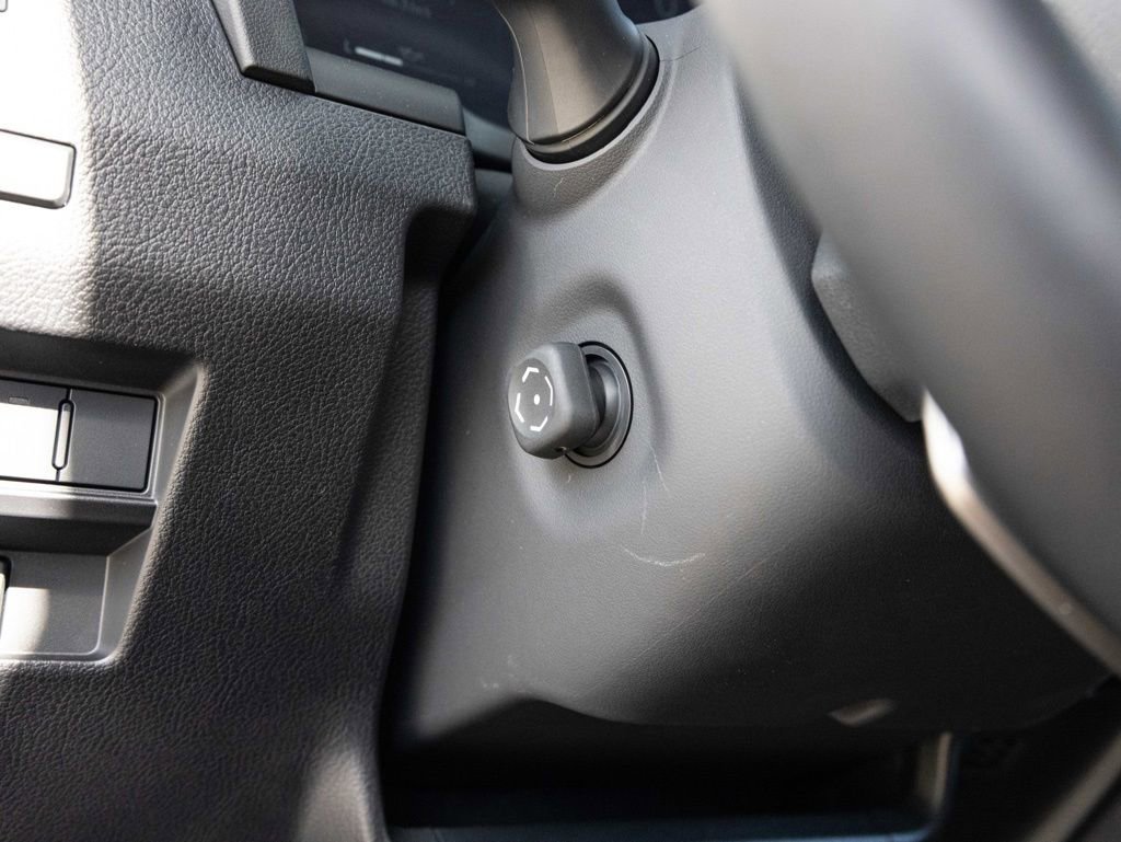 Used 2024 Lexus GX 550 w/ Accessory Package (2T) image 36