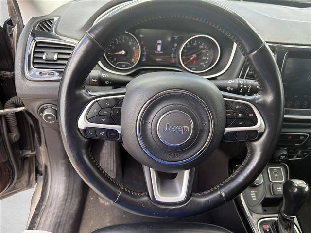 Used 2018 Jeep Compass Limited AWD/4WD image 12