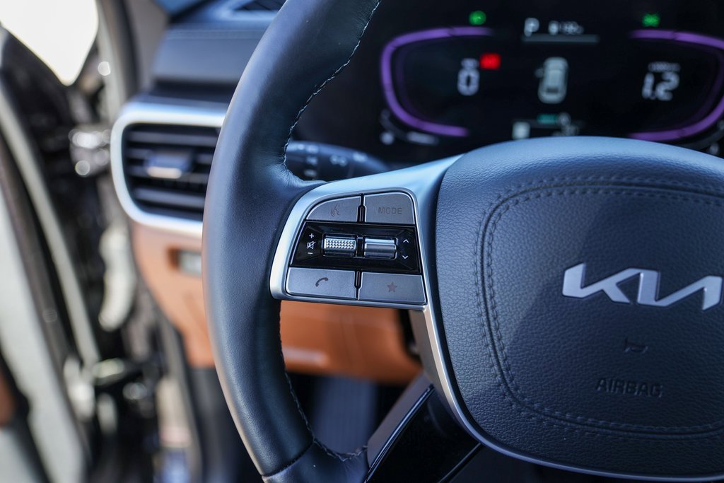 Used 2025 Kia Telluride EX X-Line image 14