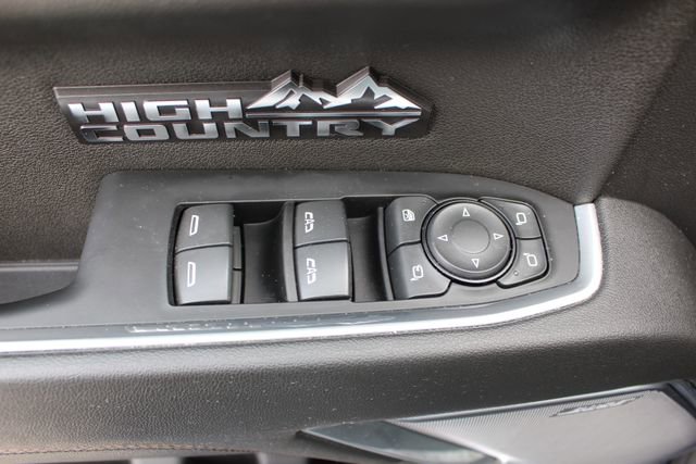 Used 2023 Chevrolet Silverado 1500 High Country w/ Technology Package image 42