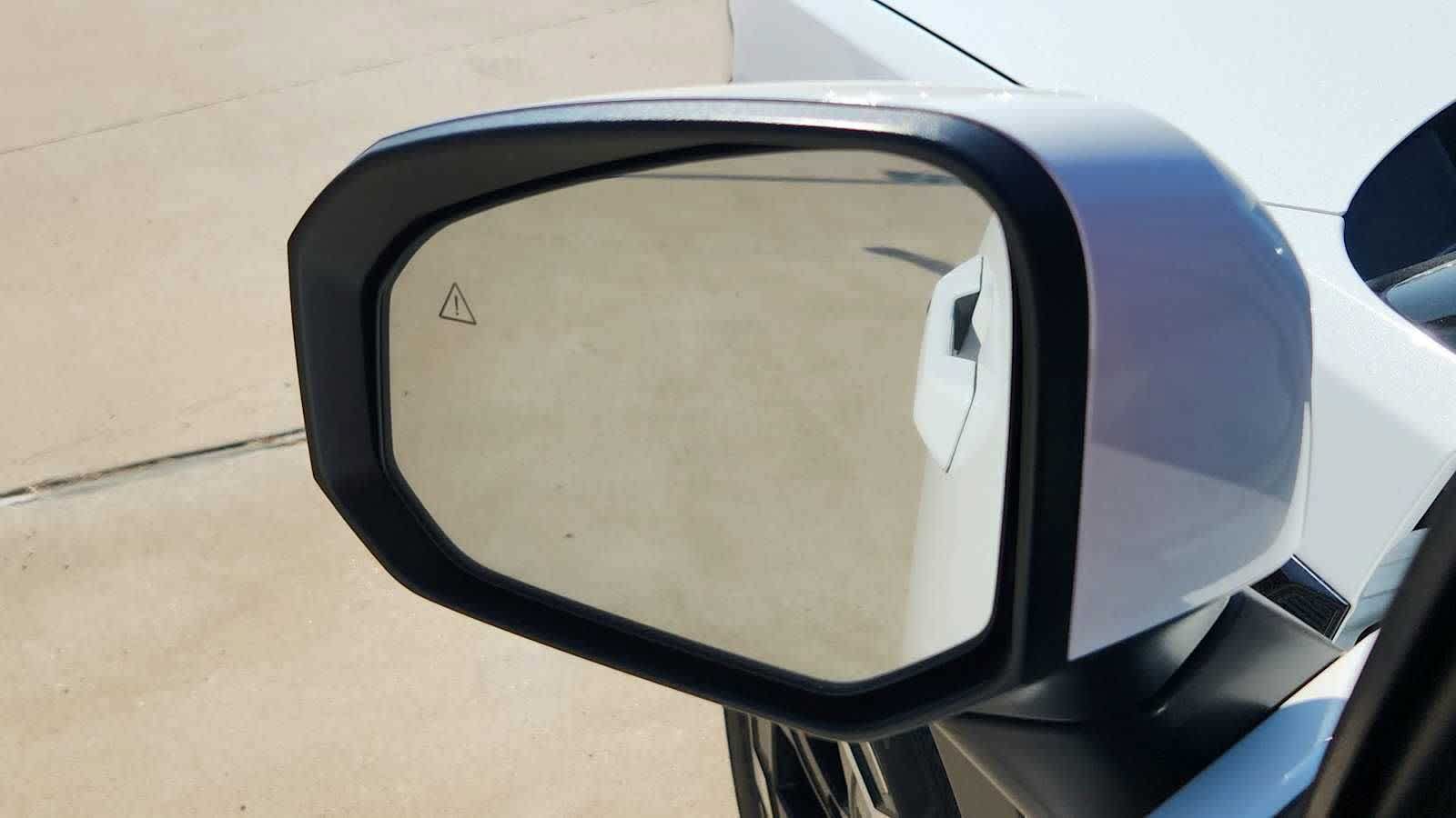 Certified 2025 Hyundai Santa Fe SE FWD image 11