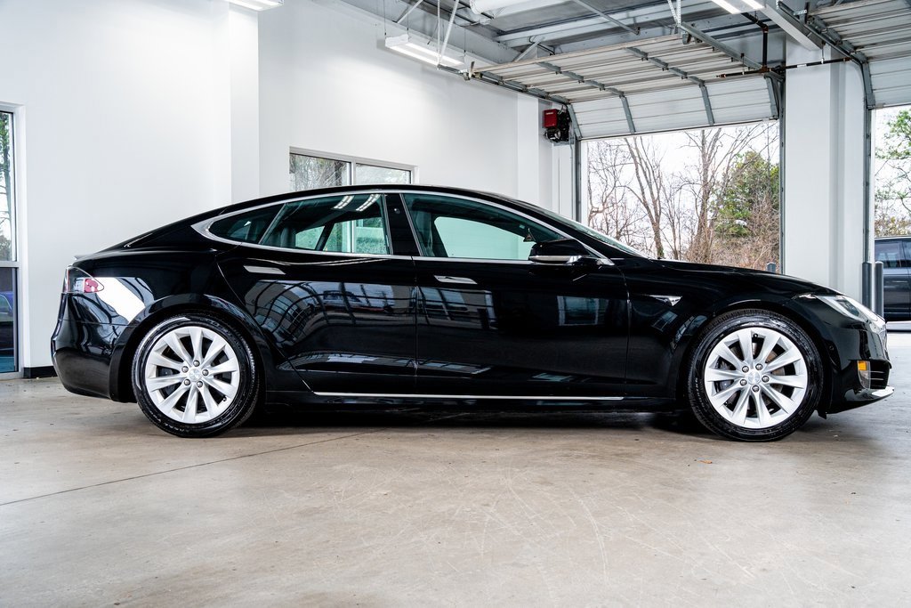 Used 2019 Tesla Model S AWD image 5