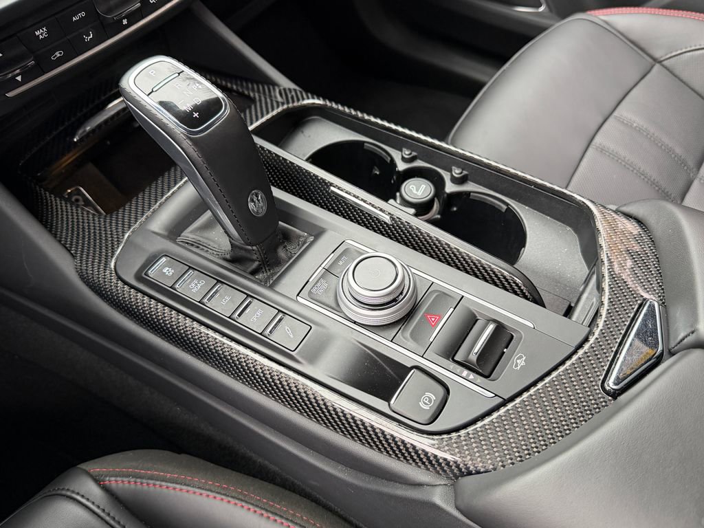 Certified 2024 Maserati Levante Modena Ultima image 24