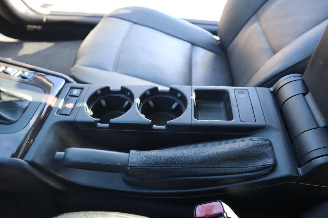 Used 2006 BMW 325Ci Coupe image 24