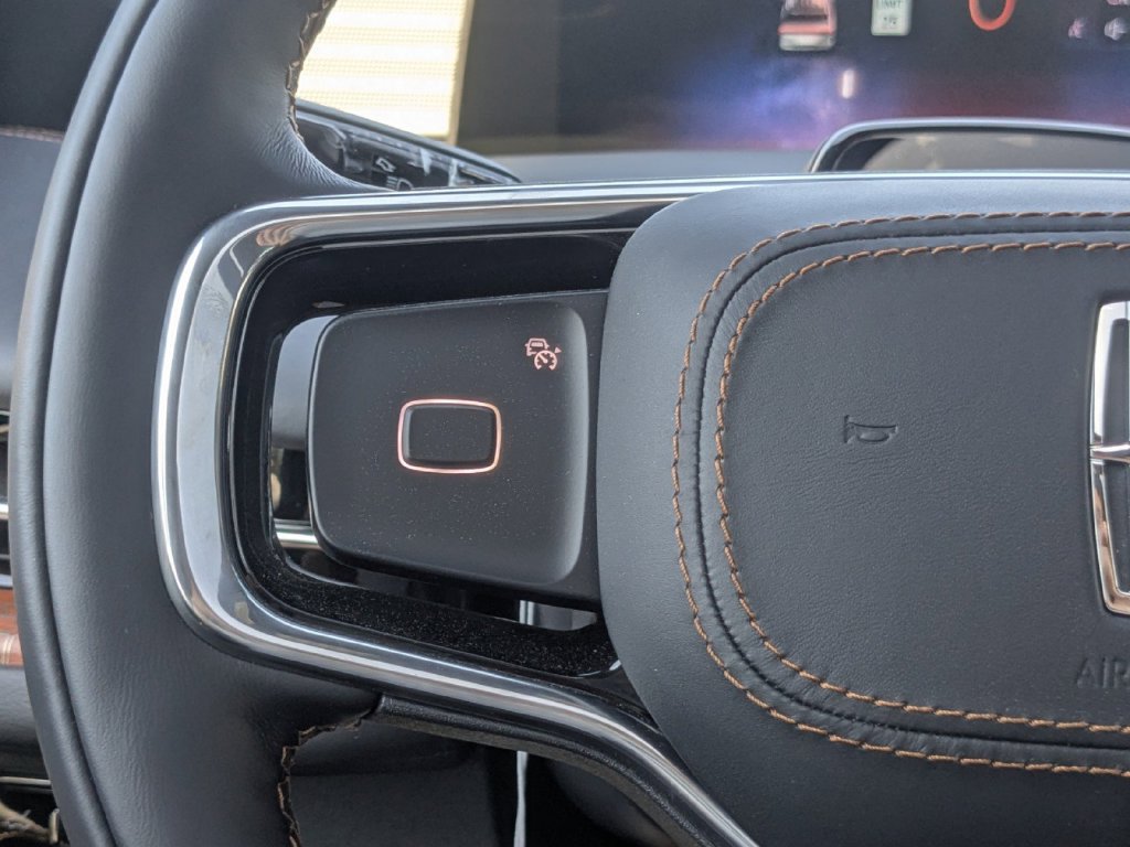 New 2026 Lincoln Navigator Black Label AWD/4WD image 28