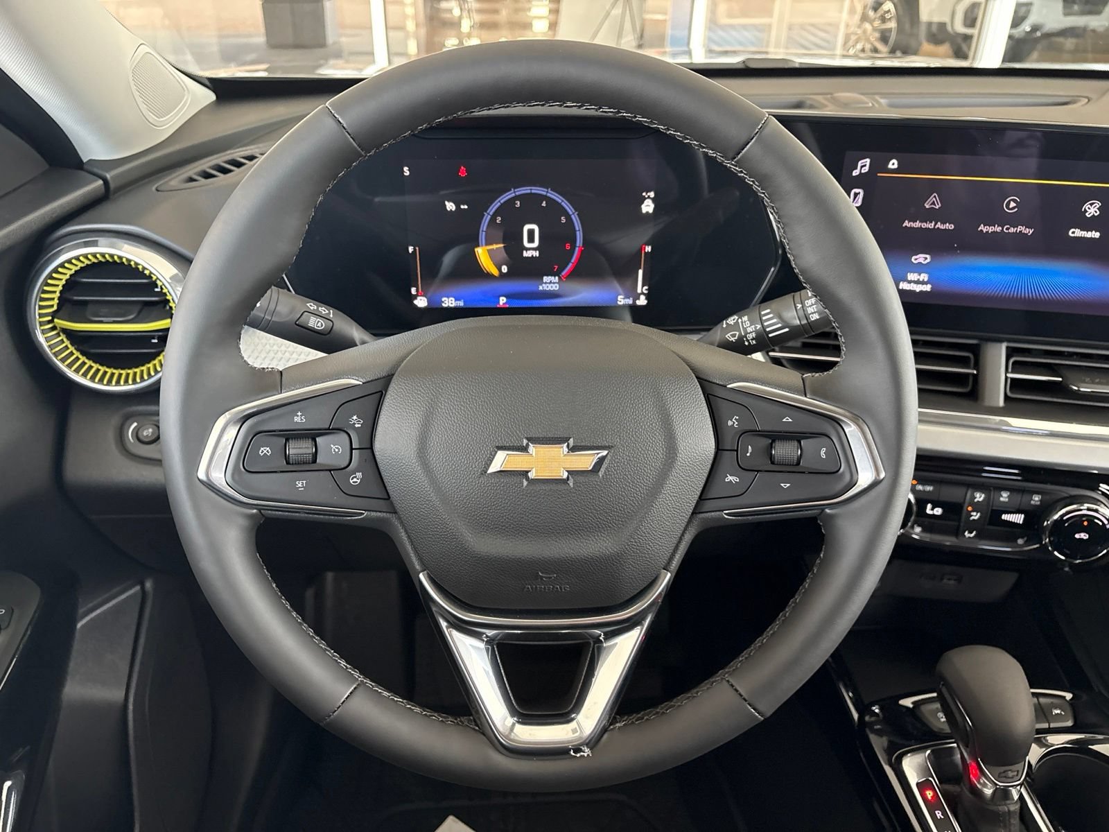 New 2026 Chevrolet Trax LT w/ LT Convenience Package FWD image 26
