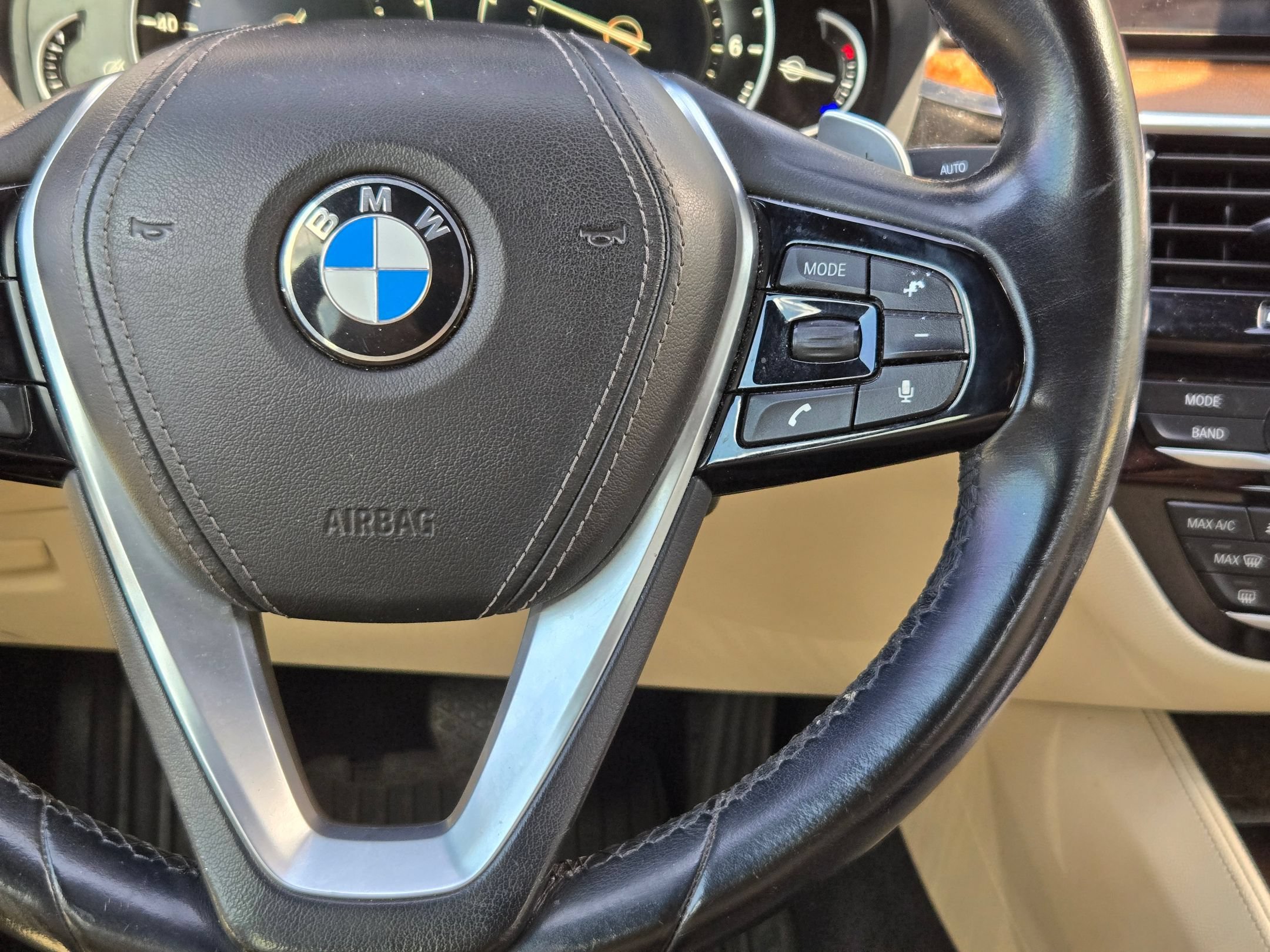 Used 2019 BMW 540i w/ Convenience Package RWD image 22
