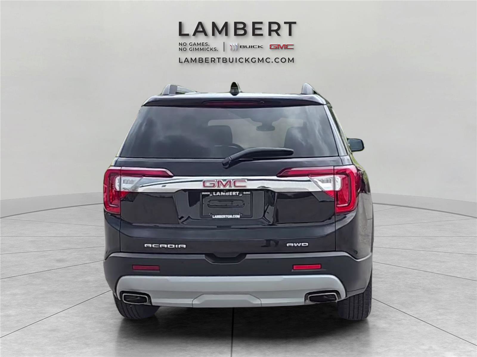 Used 2023 GMC Acadia SLE w/ Driver Convenience Package AWD/4WD image 4