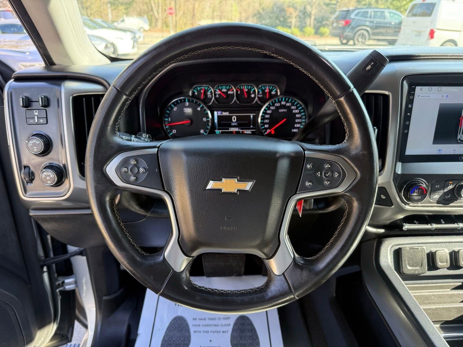 Used 2018 Chevrolet Silverado 1500 LT w/ All Star Edition AWD/4WD image 39
