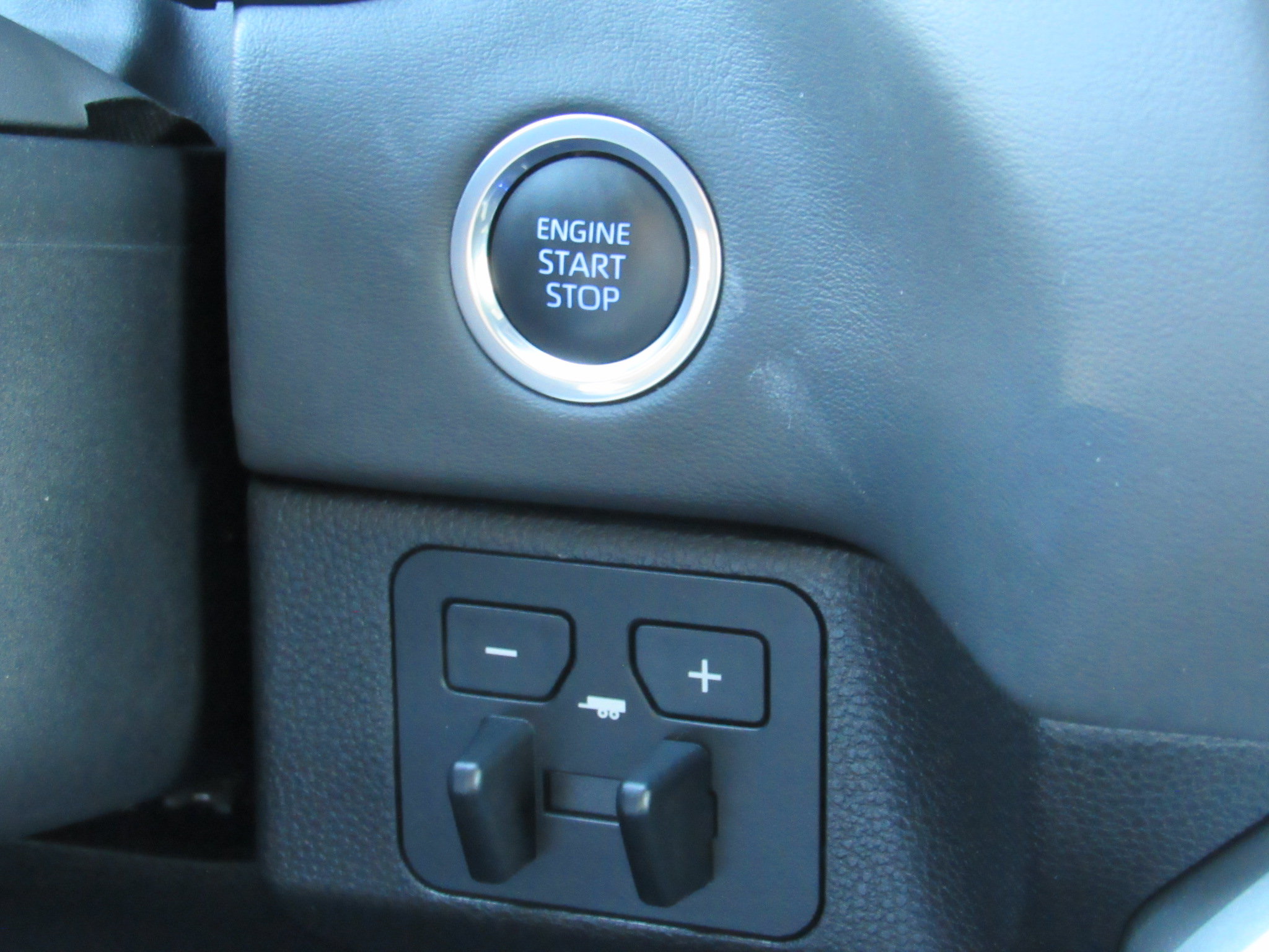 Used 2023 Toyota Tundra Platinum AWD/4WD image 22