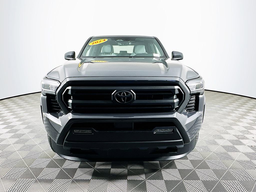Used 2024 Toyota Tacoma SR5 image 4