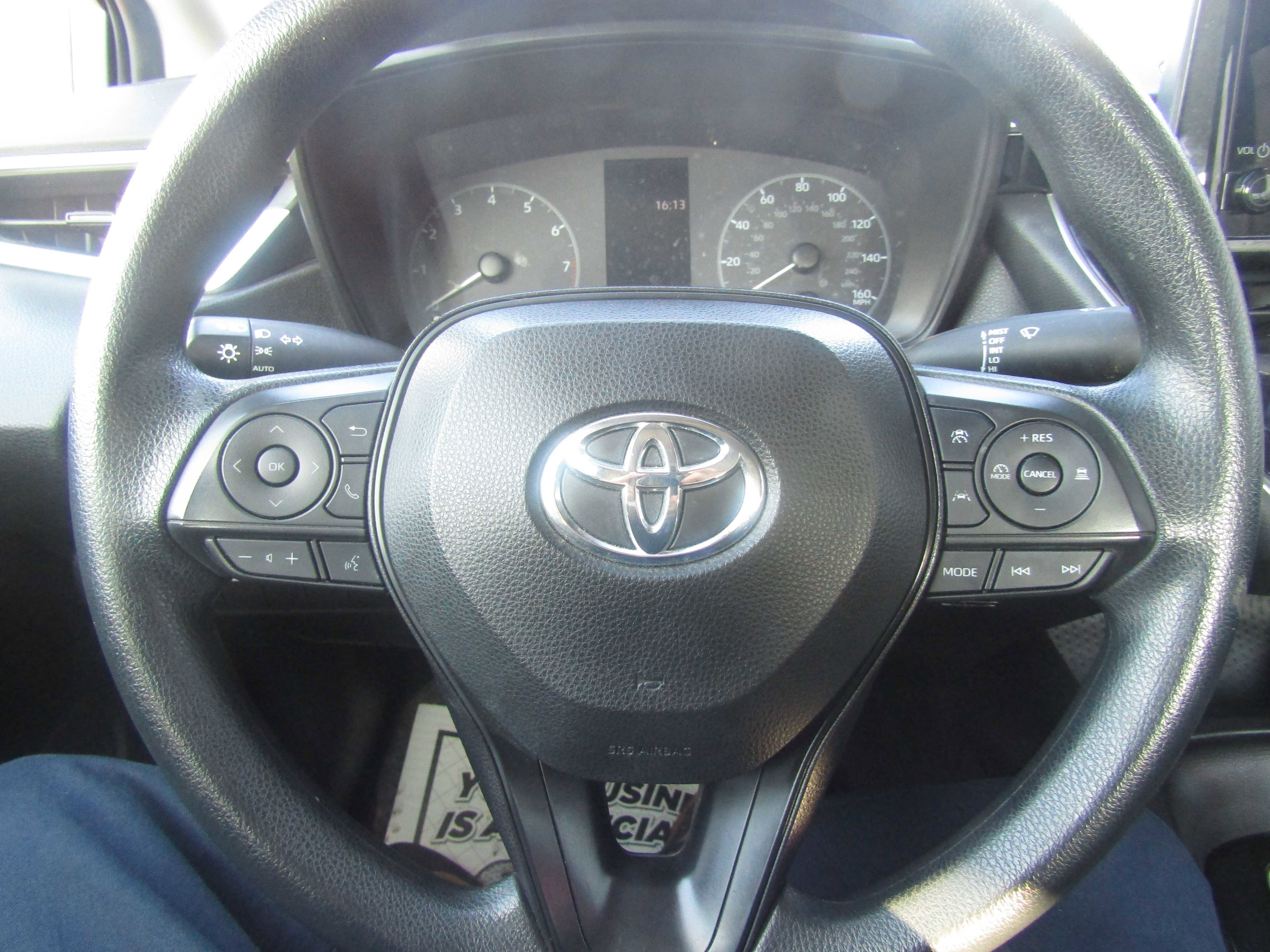 Used 2023 Toyota Corolla LE FWD image 18