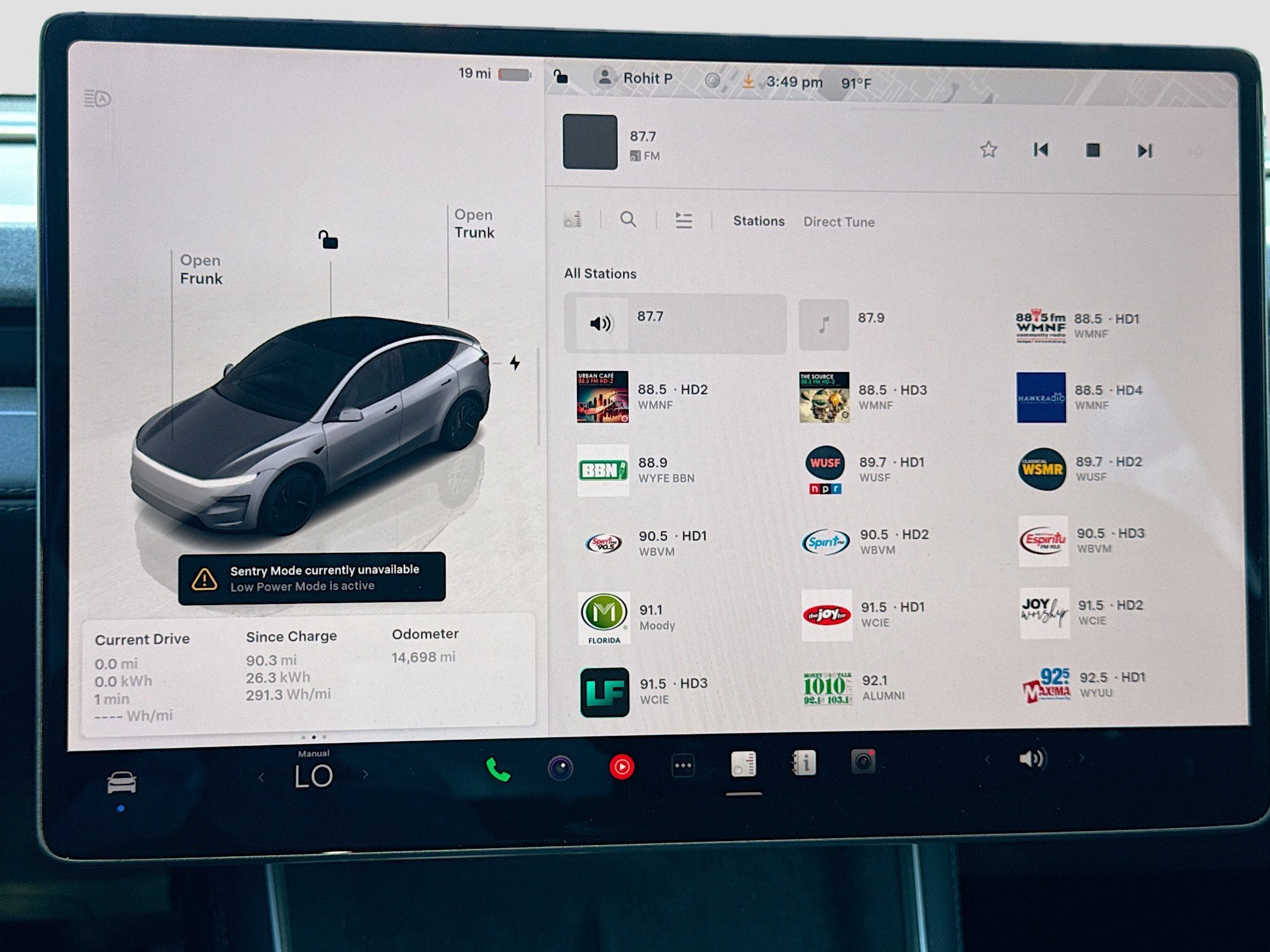 Used 2026 Tesla Model Y AWD image 30