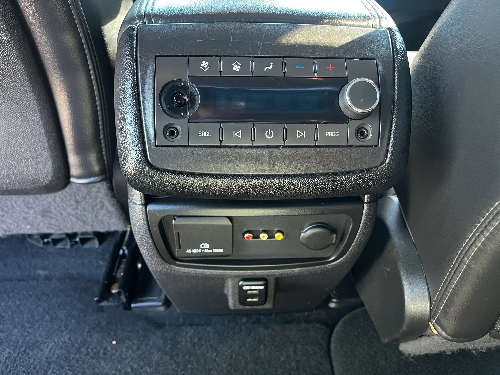 Used 2016 Chevrolet Traverse LTZ AWD/4WD image 12