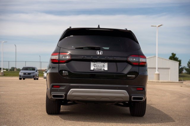 Used 2022 Honda Pilot Touring image 6