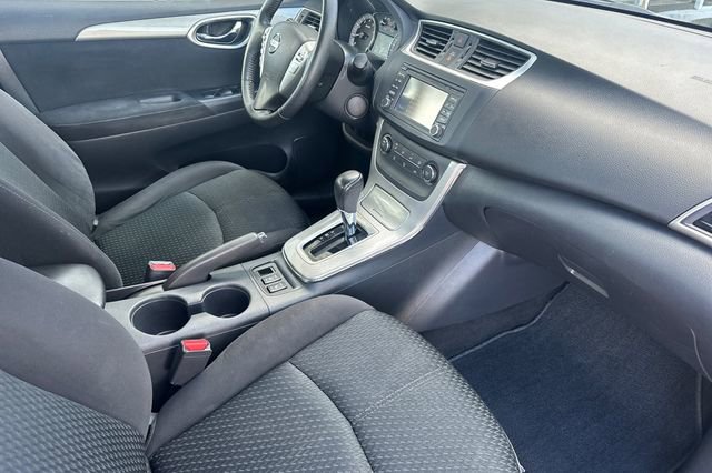 Used 2015 Nissan Sentra SR w/ Navigation Package image 18