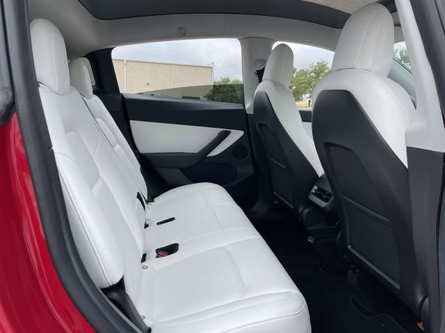 Used 2021 Tesla Model Y Long Range AWD/4WD image 25