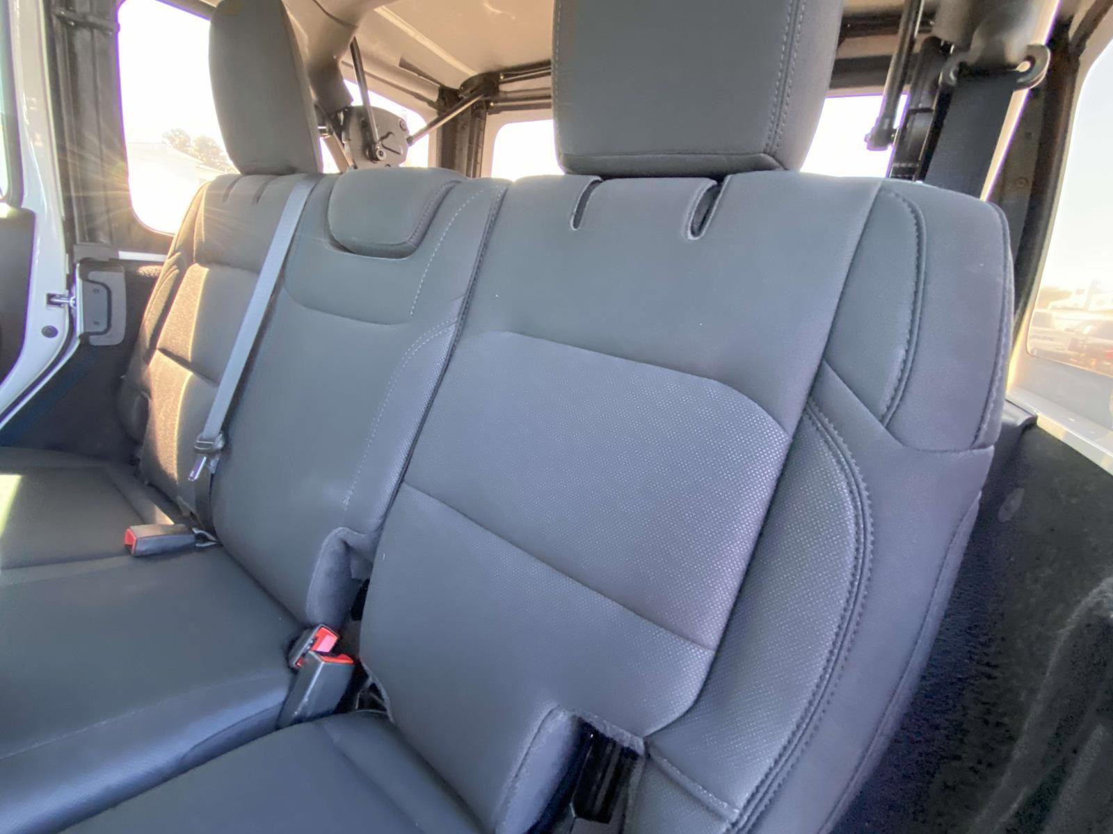 Used 2020 Jeep Wrangler Unlimited Sport image 21