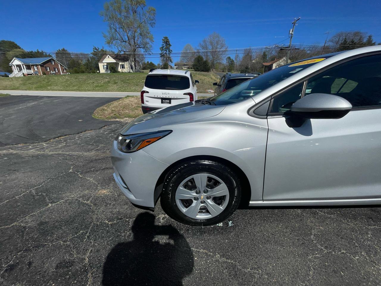 Used 2016 Chevrolet Cruze LS image 2