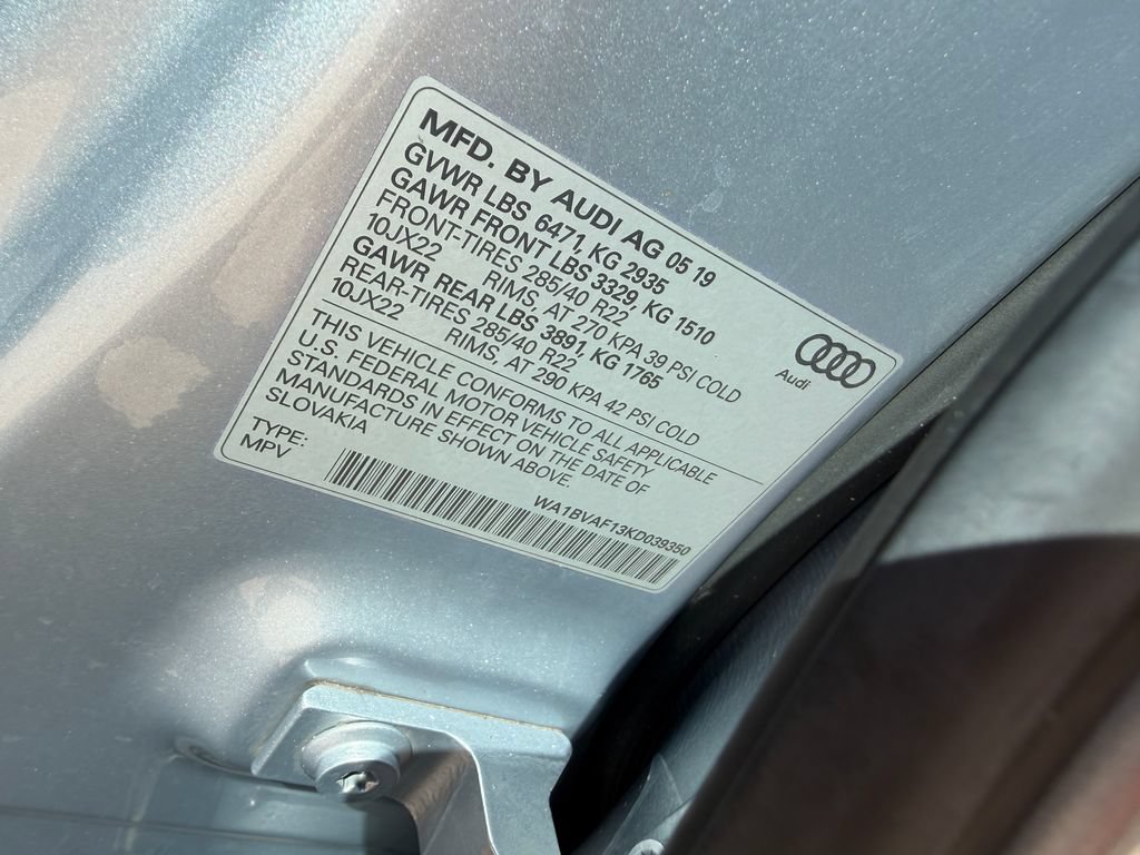 Used 2019 Audi Q8 Premium Plus AWD/4WD image 30