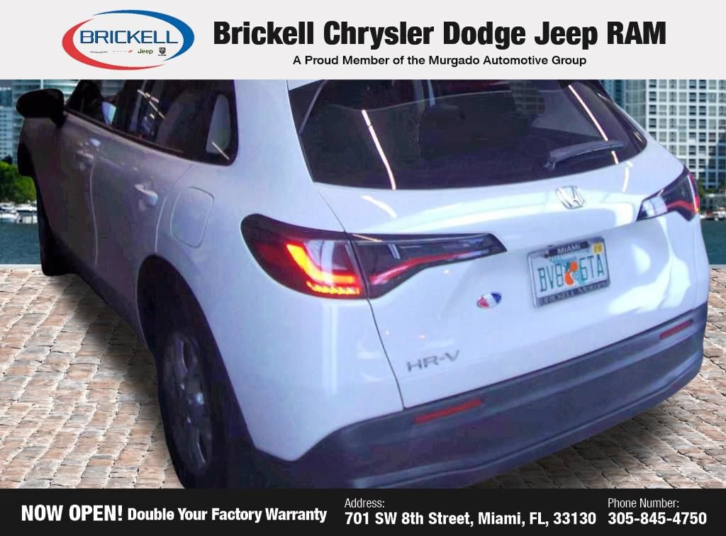 Used 2023 Honda HR-V LX image 3