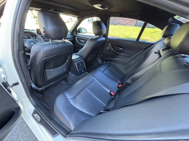 Used 2015 BMW 335i Sedan RWD image 31